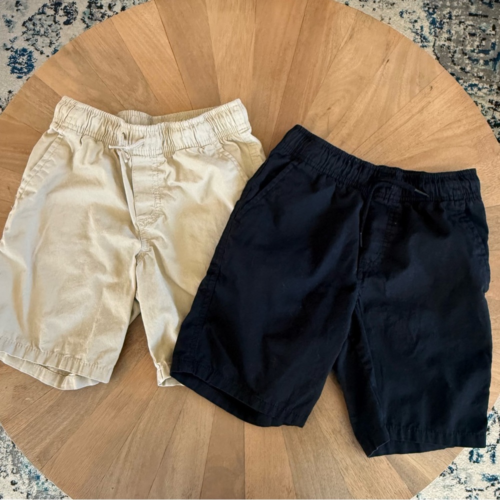 Cat & Jack Kids Shorts in Cream and Black